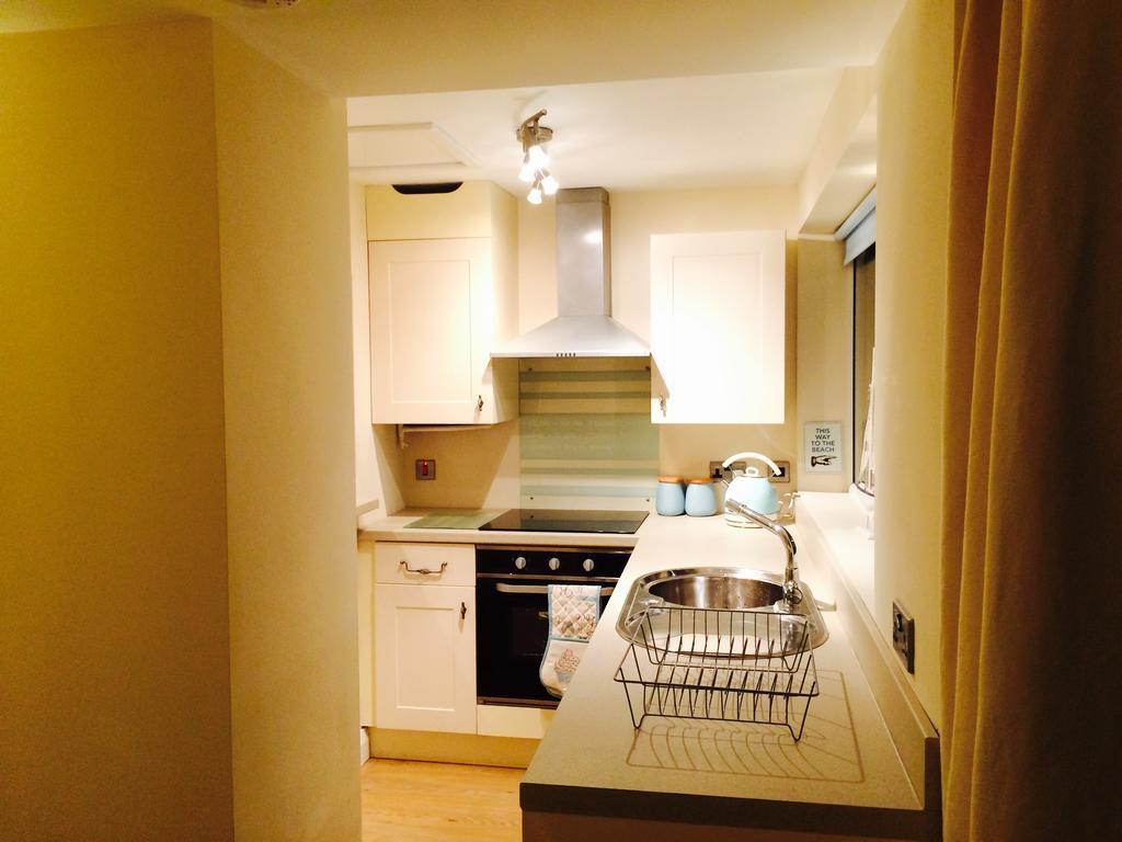 Superb Cintra Beachside Apartments Llandudno Chambre photo