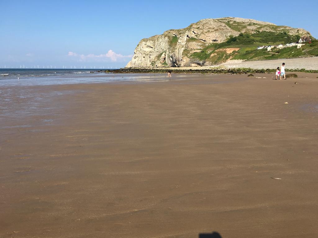 Superb Cintra Beachside Apartments Llandudno Extérieur photo